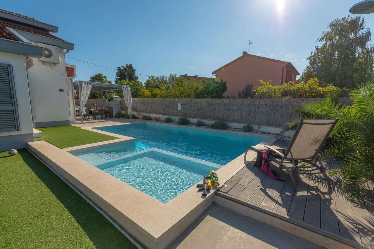 Kuntrada 45 - Heated & Kids Pool Holiday home
