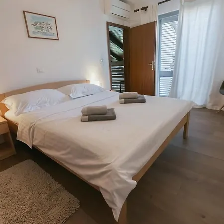 Kuntrada 45 Holiday Home - Heated & Kids Pool Fazana Exterior photo
